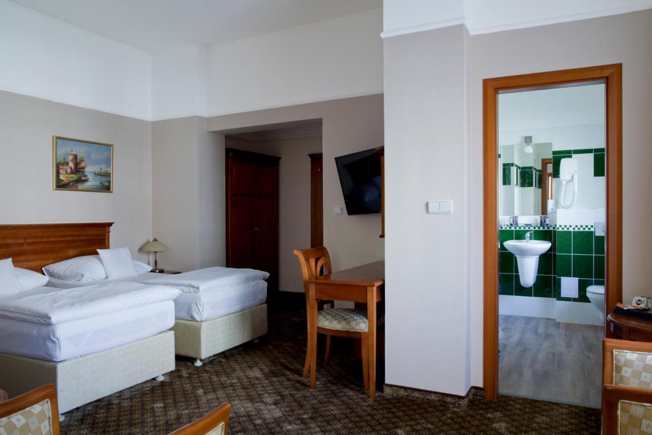 Wellness Hotel Ida Frantiskovy Lazne Exterior photo